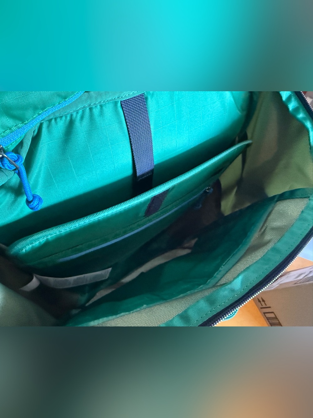Cotopaxi Torre 24L Daypack - Cada Dia Spruce Green - excellent condition - Picture 5 of 10